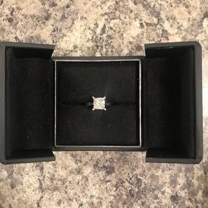 2 carat Platinum ring
